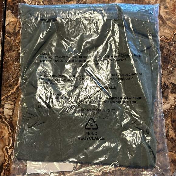 Plus ASHLEY STEWART Deep Green Cutout Peplum Knit Top 18/20 - Picture 4 of 4